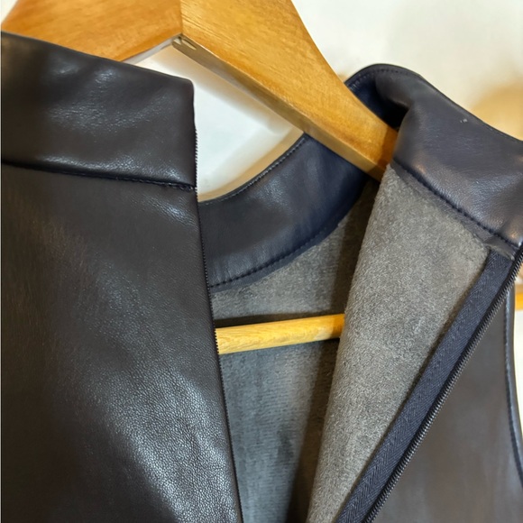 Ann Taylor Deep Blue Faux Leather Mock Neck Sleeveless Top - Picture 4 of 4